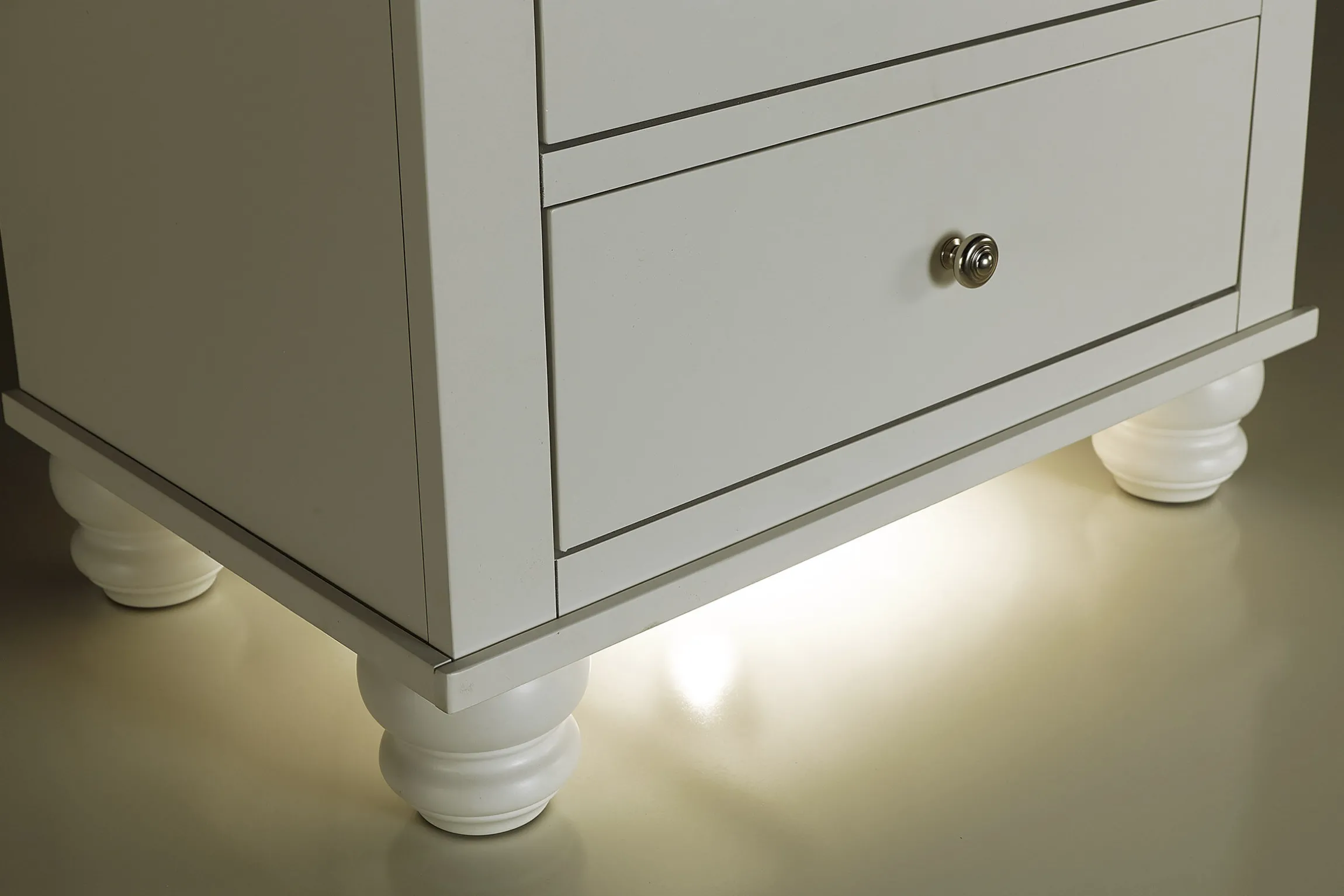 Aspen Home Cambridge Liv360 Nightstand