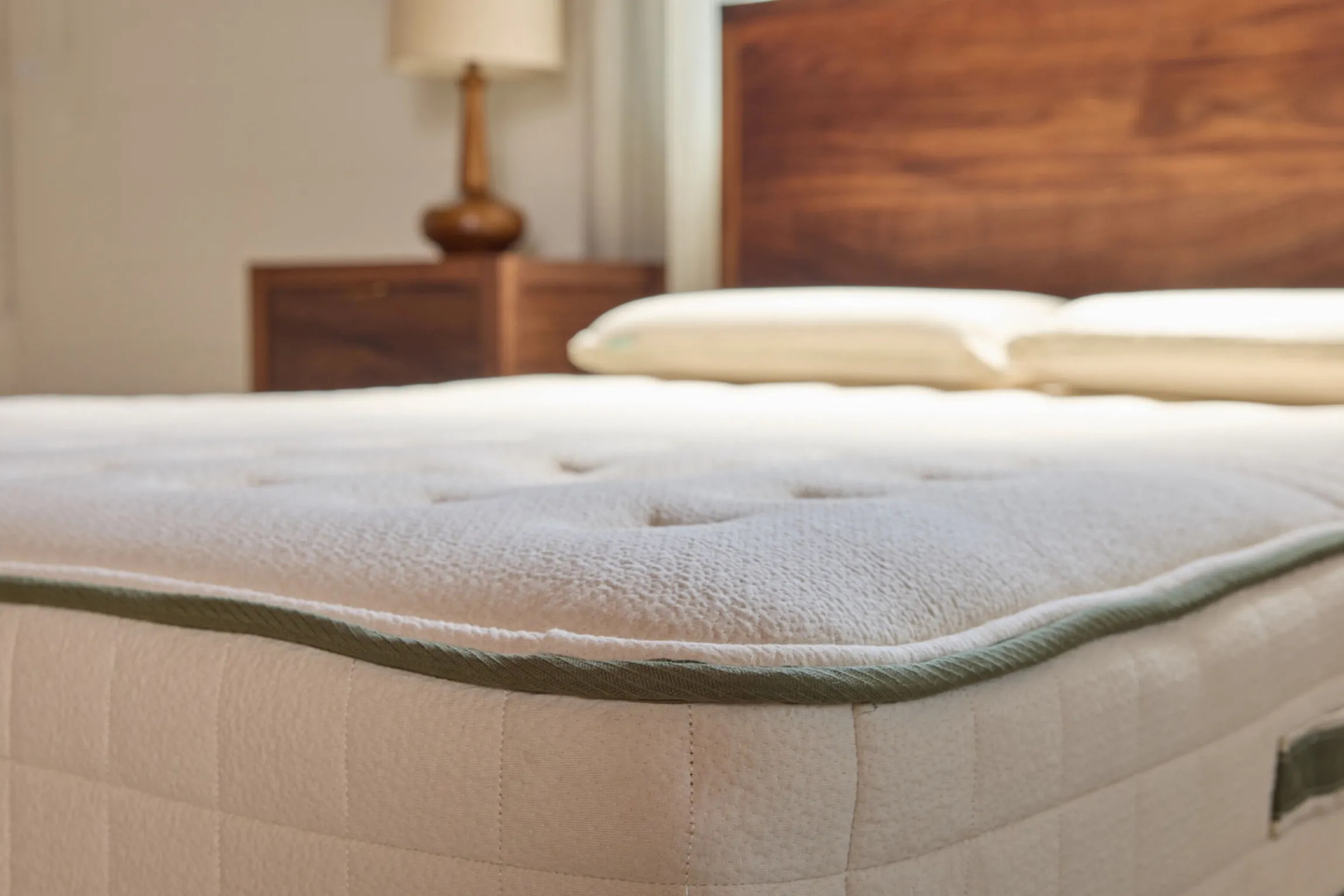 Avocado Extra Firm Mattress 10.5"
