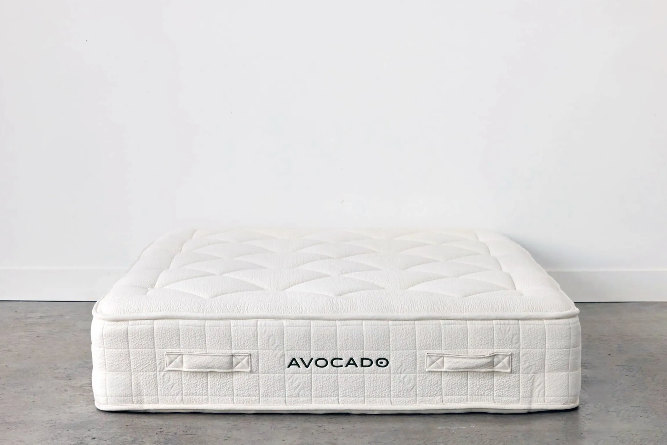 Avocado Luxury Hybrid Medium Mattress 13.25"