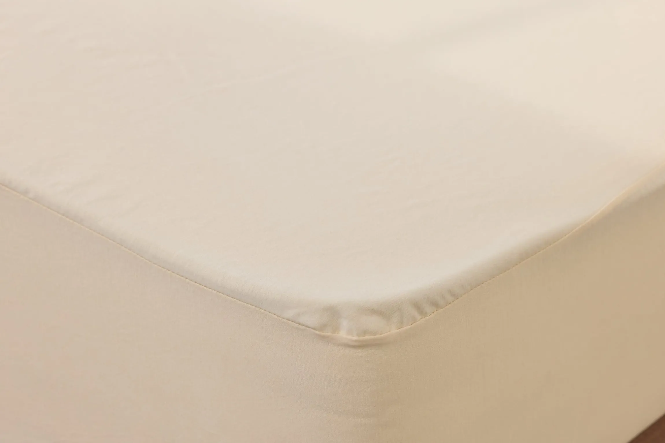 Avocado Organic Waterproof Mattress Protector