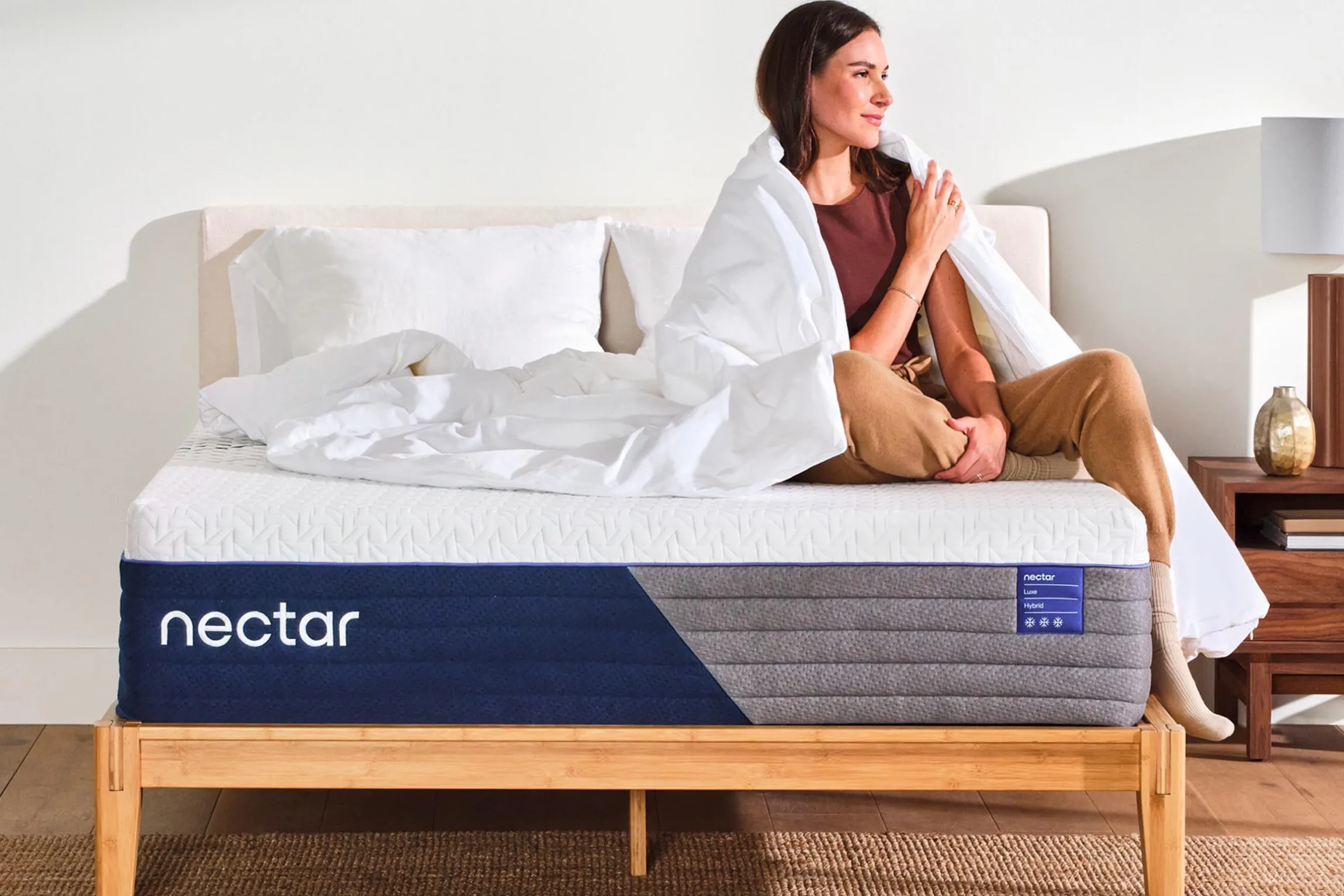 Nectar Luxe Hybrid Luxury Firm Mattress 14"