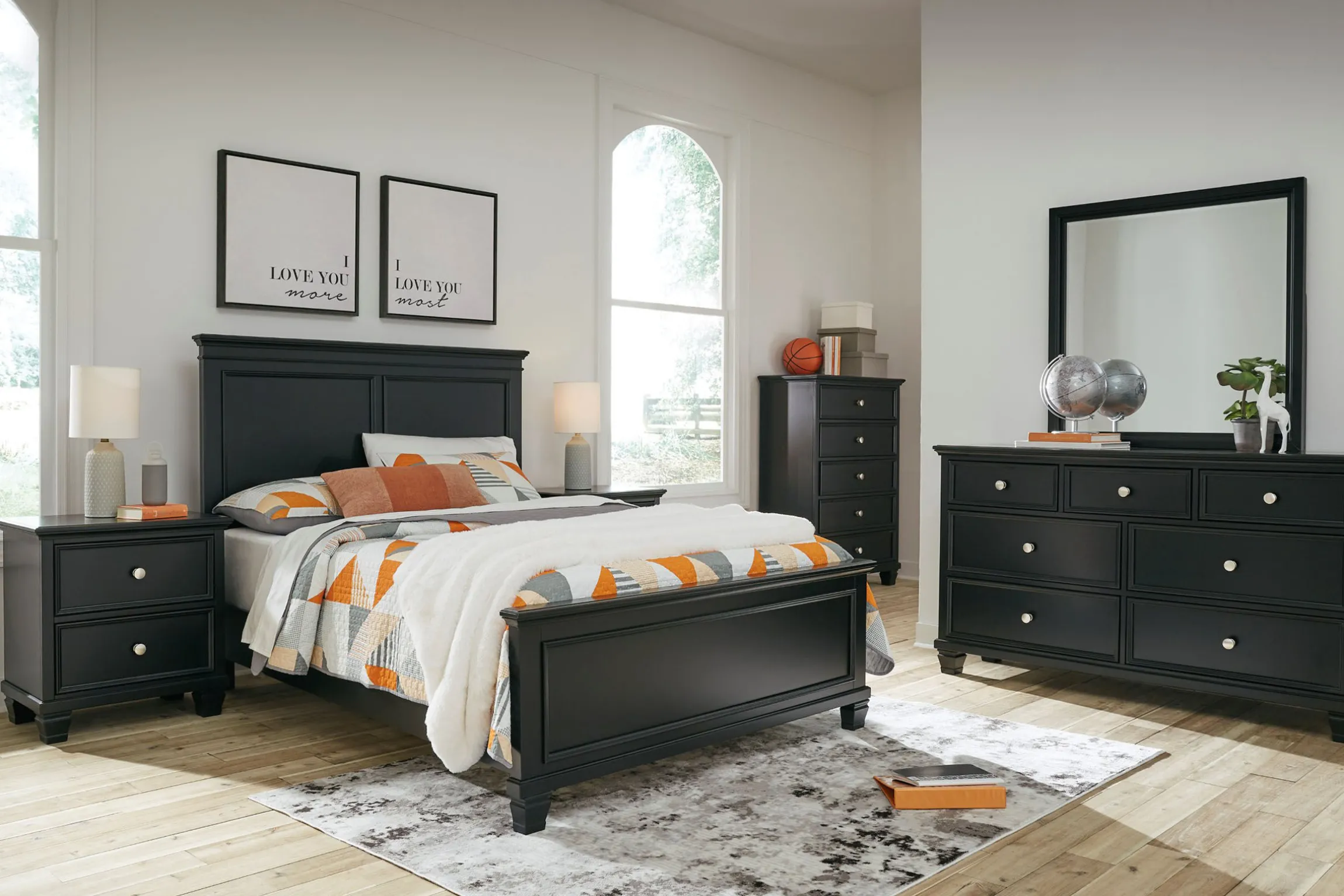 Signature Design Lanolee Panel Bed Complete