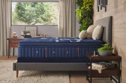 Stearns and Foster Lux Estate Firm Pillow Top Mattress 16"