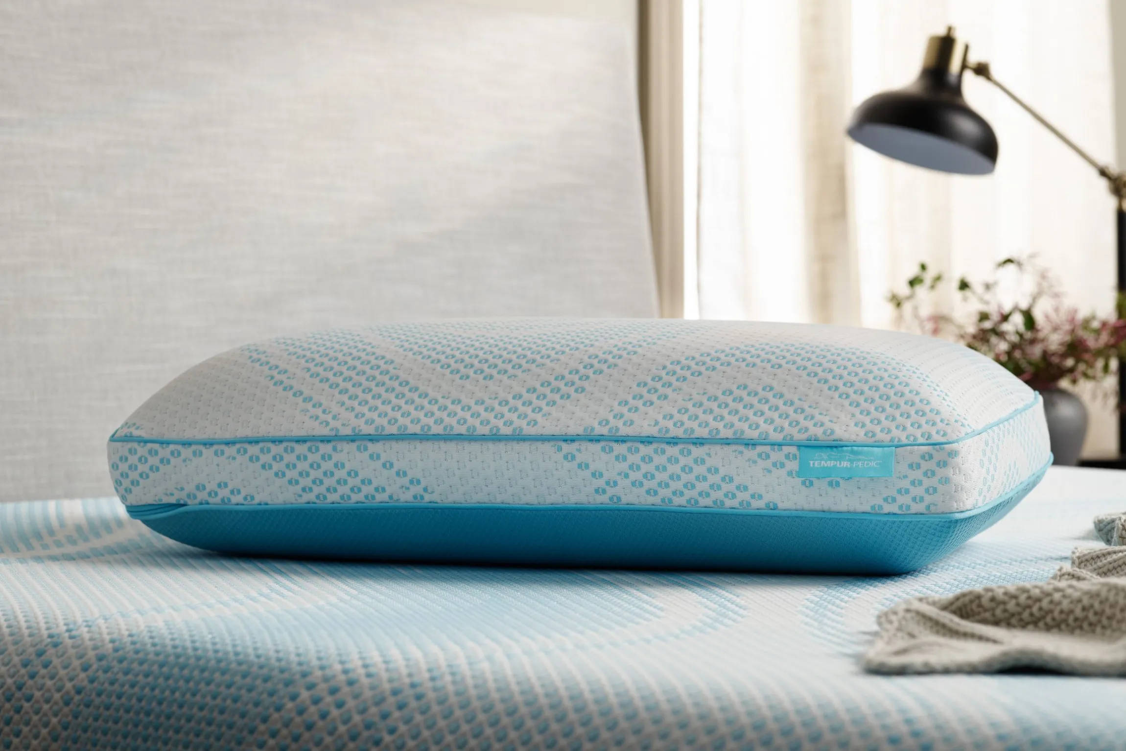 Tempur-Pedic Breeze ProHi 2.0 Pillow