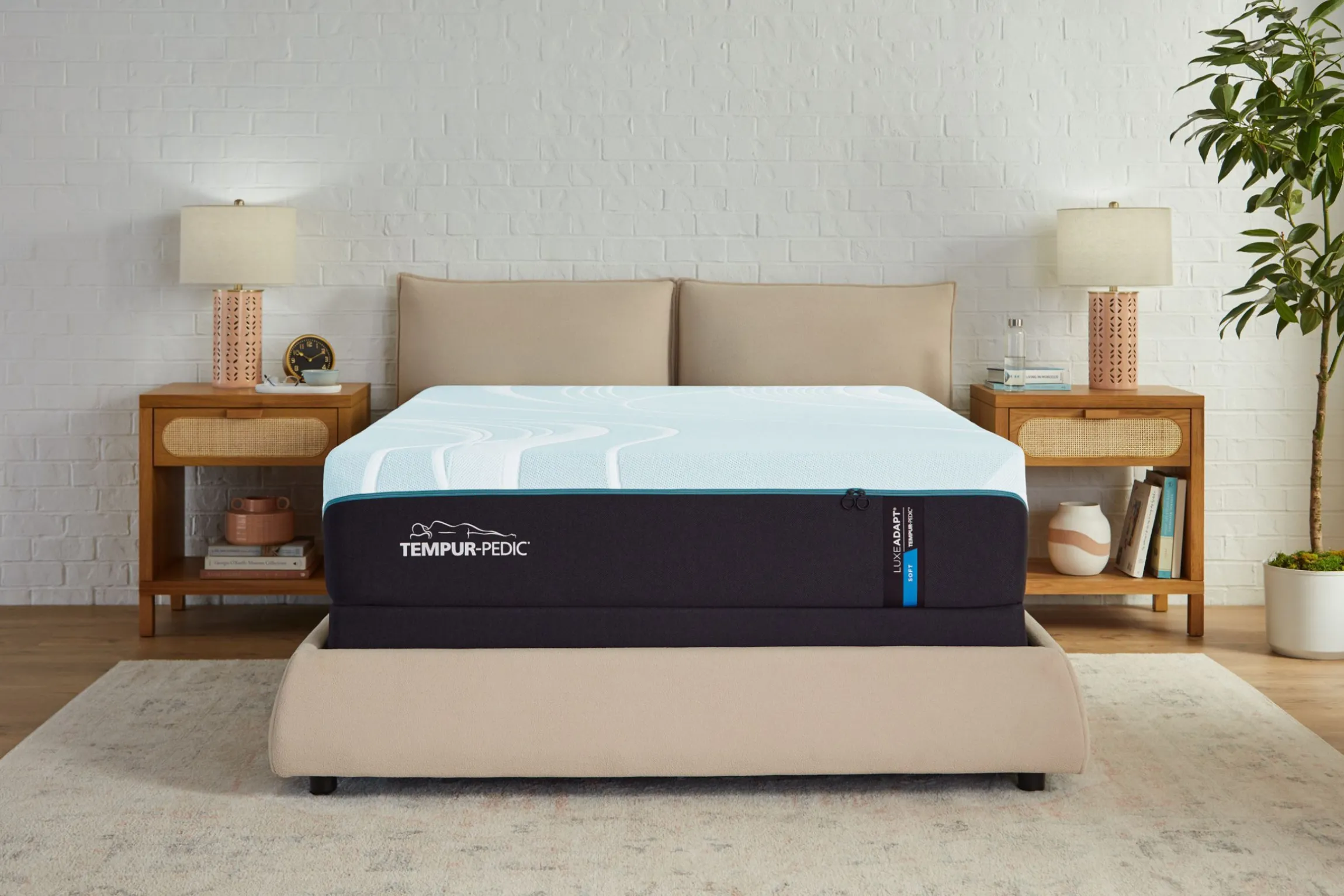 Tempur-Pedic LuxAdapt Soft Mattress 13"