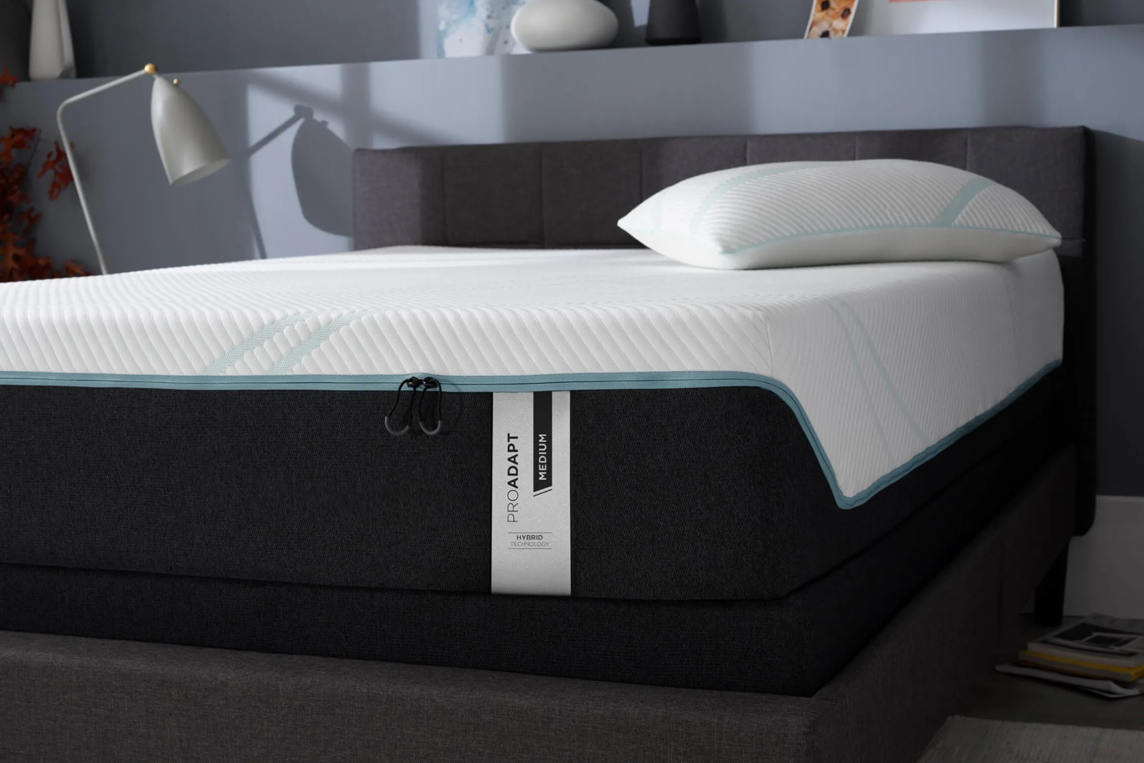 Tempur-Pedic TEMPUR-ProAdapt Previous Generation Medium Hybrid Mattress 12"